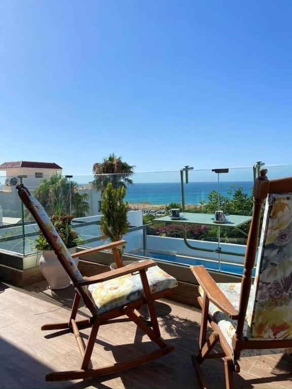 Villa Sable Vagues Une Oasis De Detente Au Bord De L Eau Tamraght Exterior photo